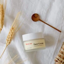 Frankincense Face Cream - Vegan Face Moisturizer, Cruelty Free, Organic Face Oil, 2 Fl. Oz.