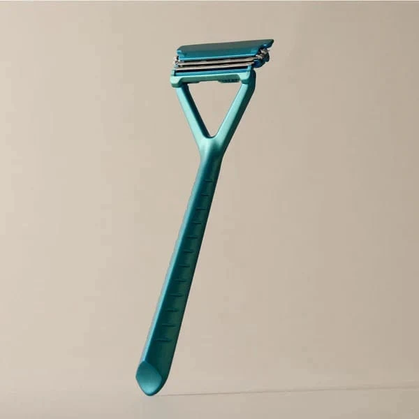 Pivoting Head Stainless Steel Razor - Triple-Head Razor - Image 9