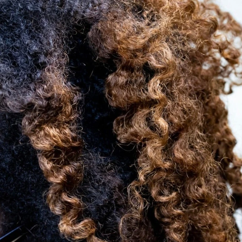 All Natural Aloe Vera Hair And Body Oil - Image 4