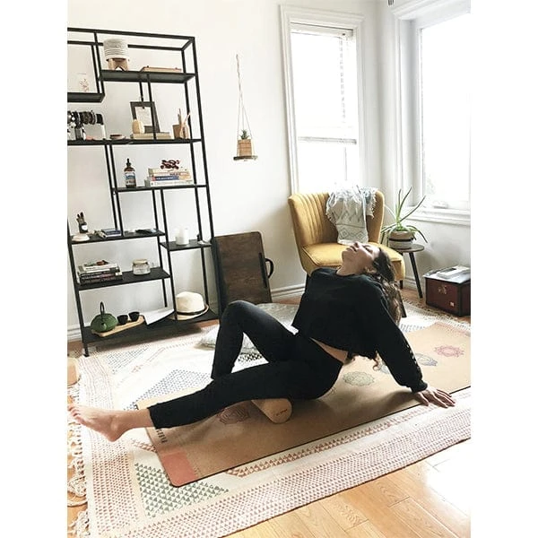 Short Natural Cork Massage Roller - Image 3